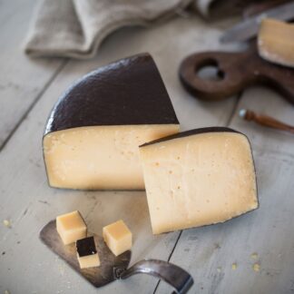 Täidlane kitsejuust